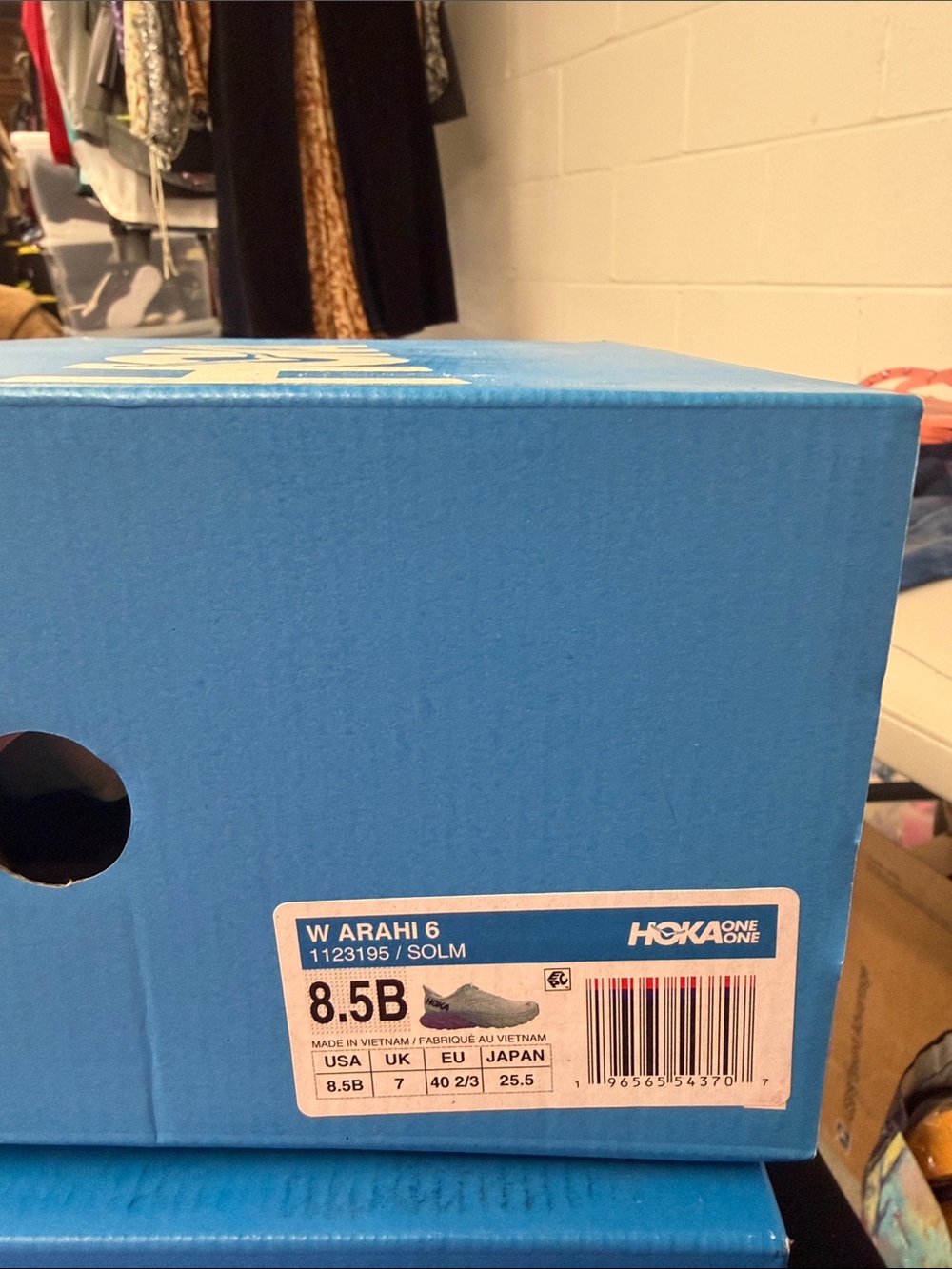 W/box W Arahi 6 Sz 8.5B women's Hoka Mint Green and Lavender Athletic Sneakers - Picture 6 of 6